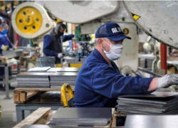 Obrero en industria